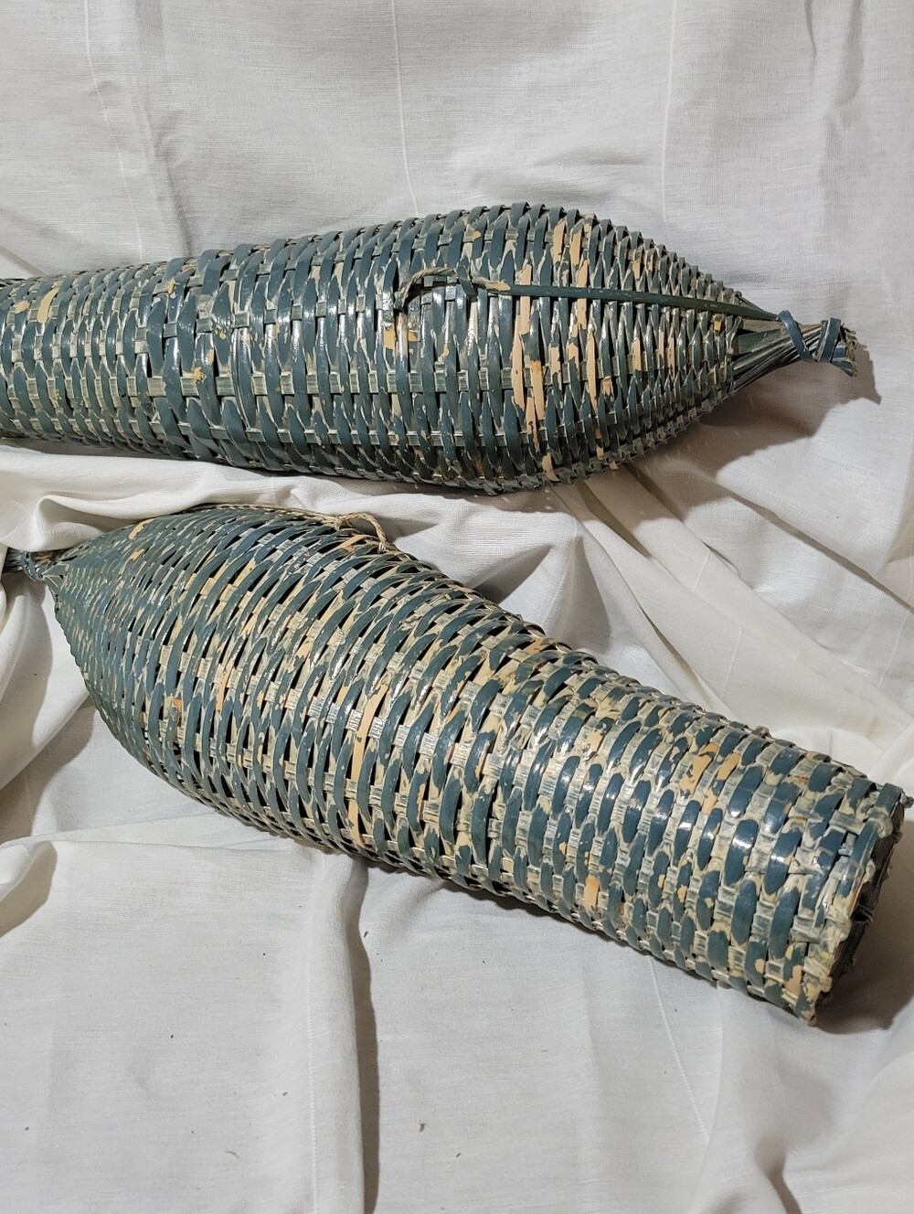 Set of 2 Vtg Handmade Wicker Minnow Traps Teal/Cream Color